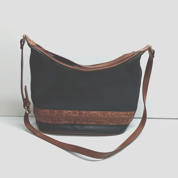 Womens Bechamel Shoulder or Cross Body Bag - Picture 1 of 8